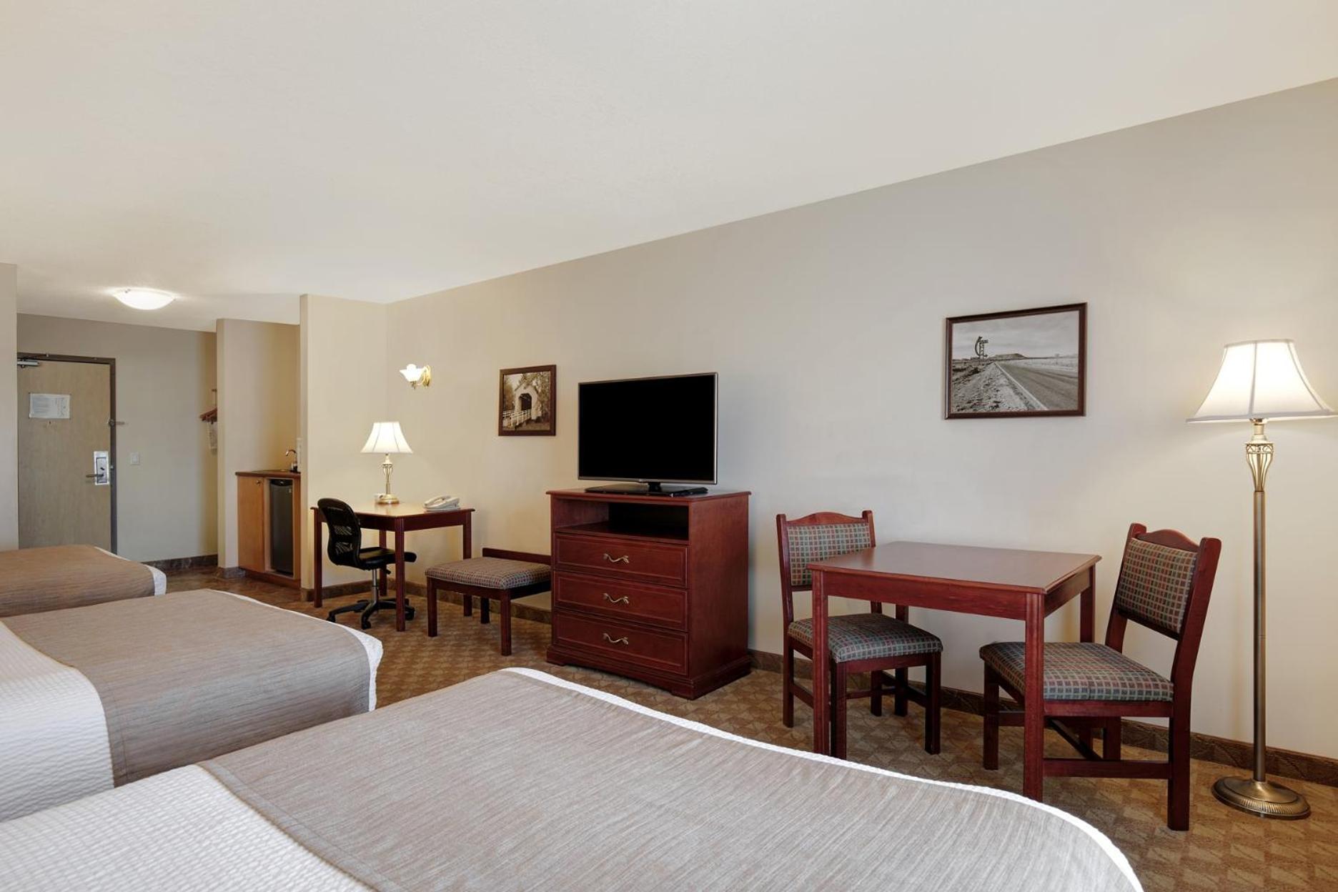 Days Inn By Wyndham Dawson Creek Ngoại thất bức ảnh
